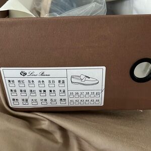 SOLD ON EBAY 
Loro P’s Summer Walk